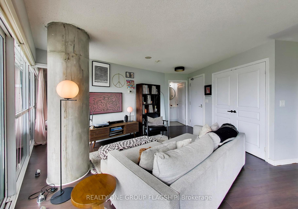 352-front-street-w-toronto-toronto-ontario-c13503892