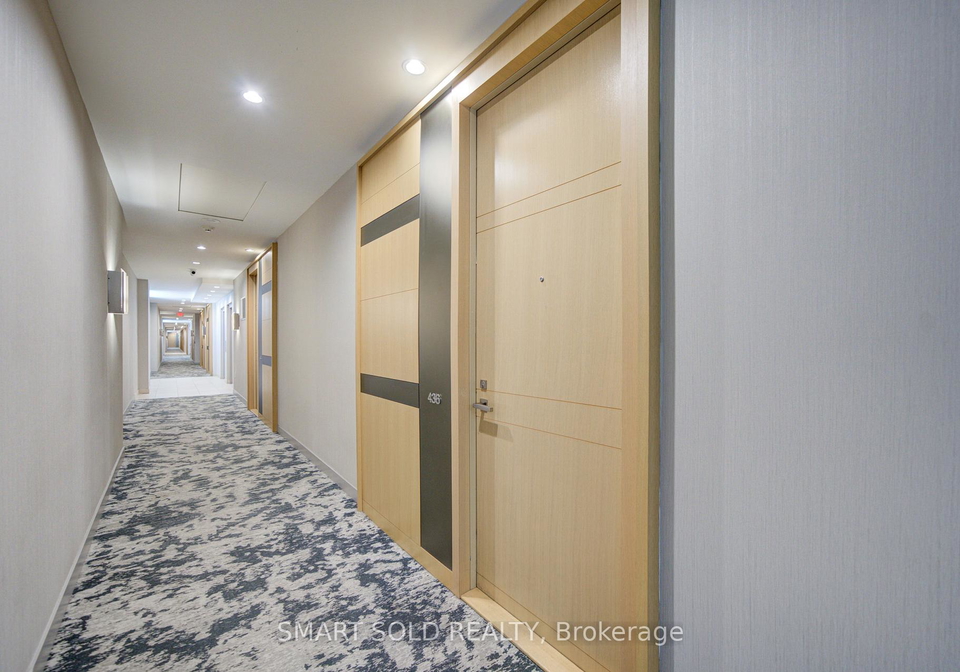 39-queens-quay-e-toronto-toronto-ontario-c13504230
