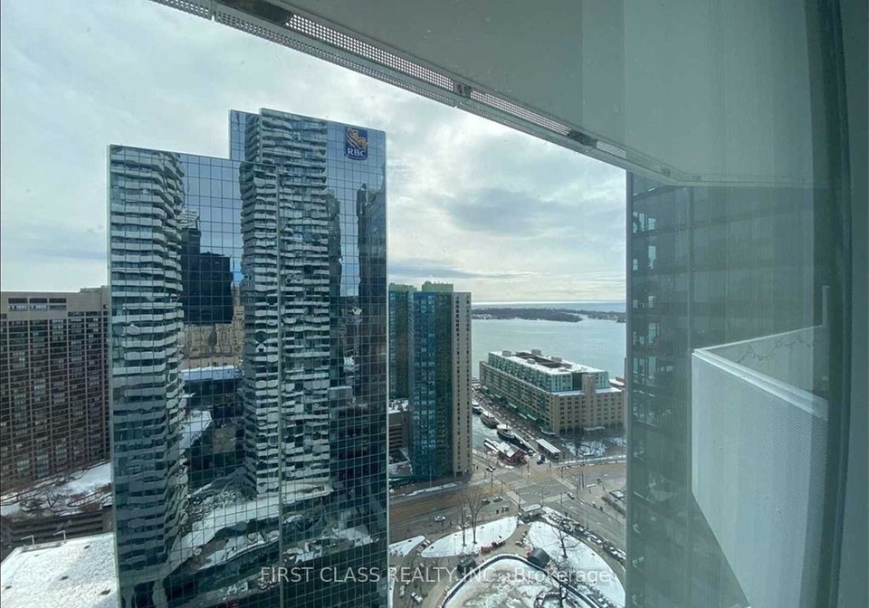 100-harbour-street-toronto-toronto-ontario-c13504262