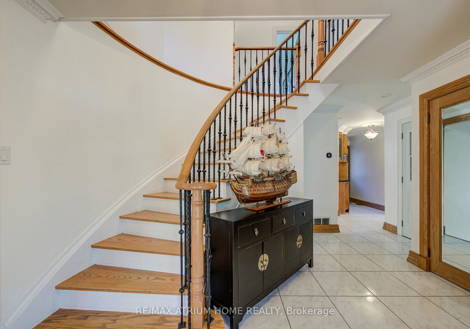 8-patrick-boulevard-toronto-north-york-ontario-c13504420