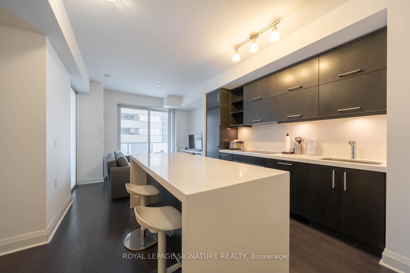 1080-bay-street-toronto-toronto-ontario-c13504494