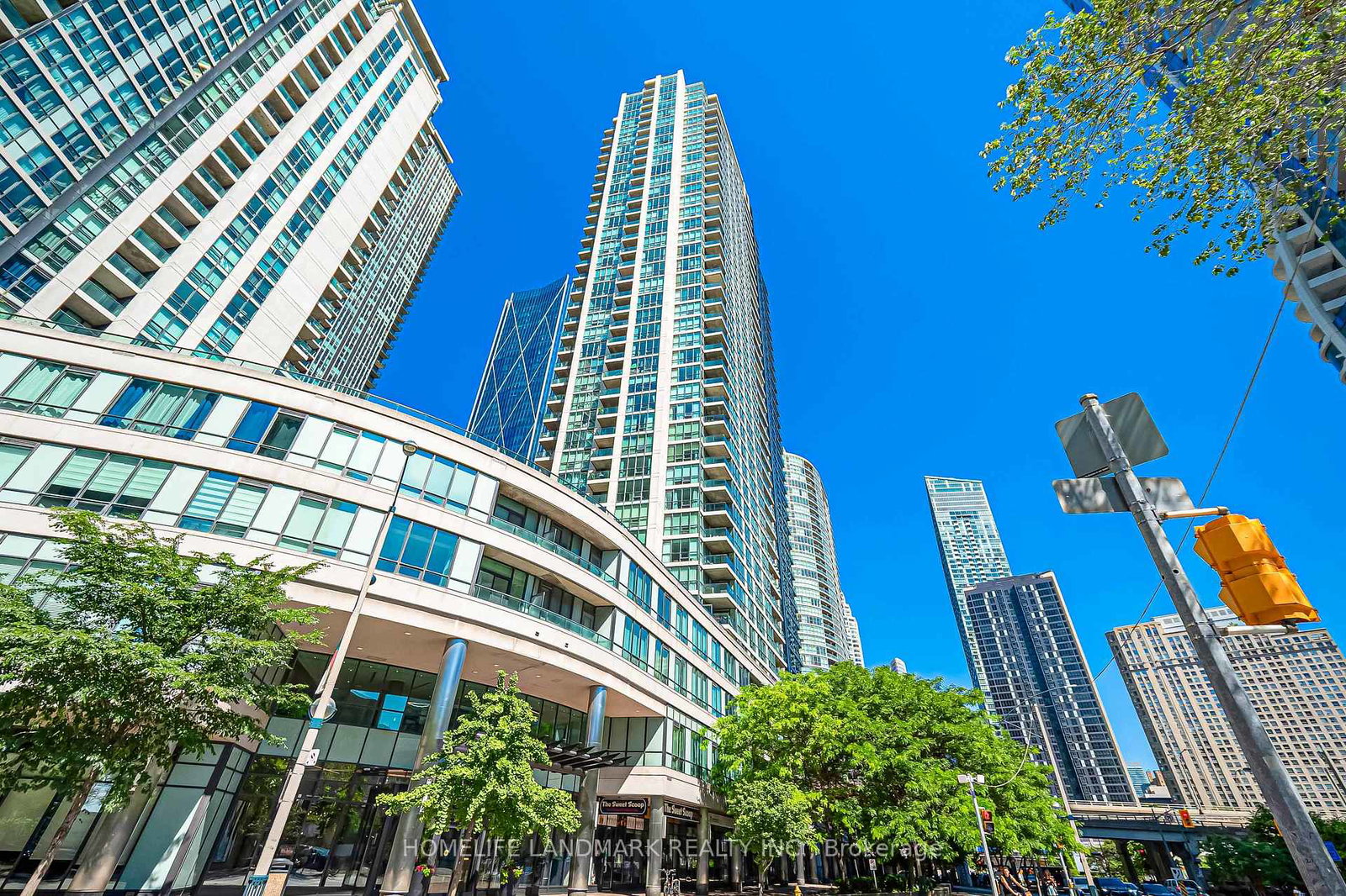 16-yonge-street-toronto-toronto-ontario-c13504792