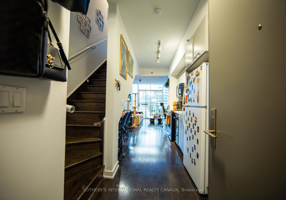 21-nelson-street-toronto-toronto-ontario-c13505444