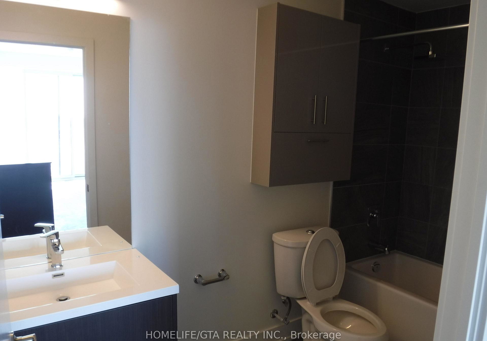 180-fairview-mall-drive-toronto-north-york-ontario-c13505504