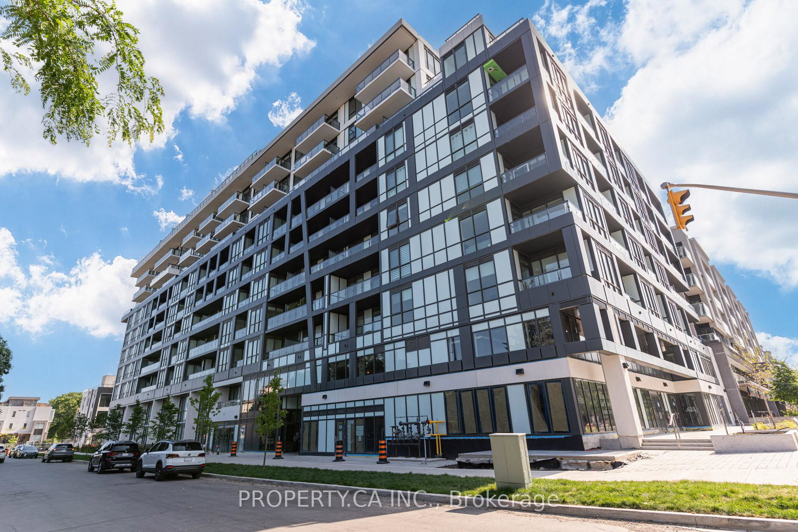 6-greenbriar-road-toronto-north-york-ontario-c13505810