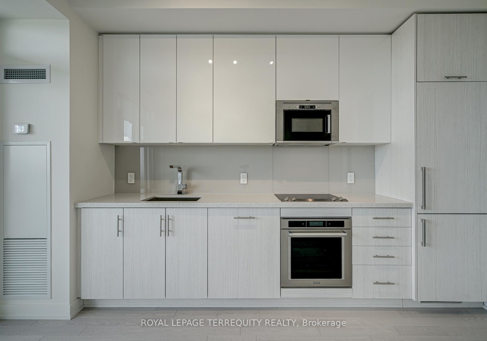 330-richmond-street-w-toronto-toronto-ontario-c13506266