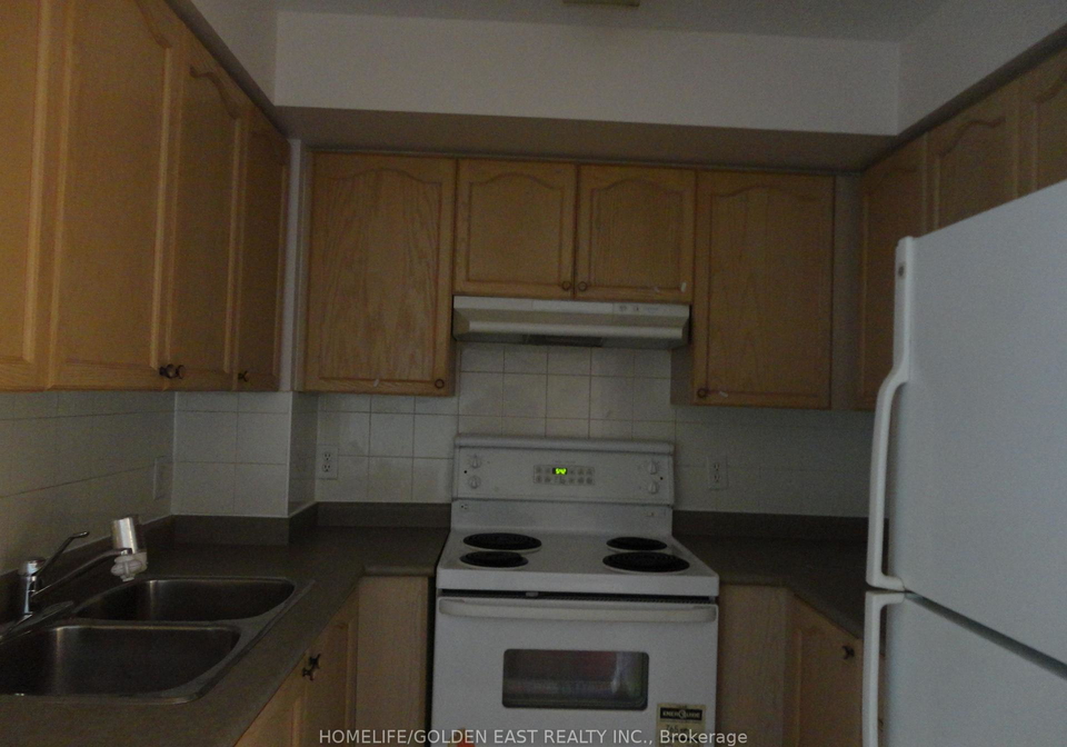 20-e-olive-avenue-n-toronto-north-york-ontario-c13506630