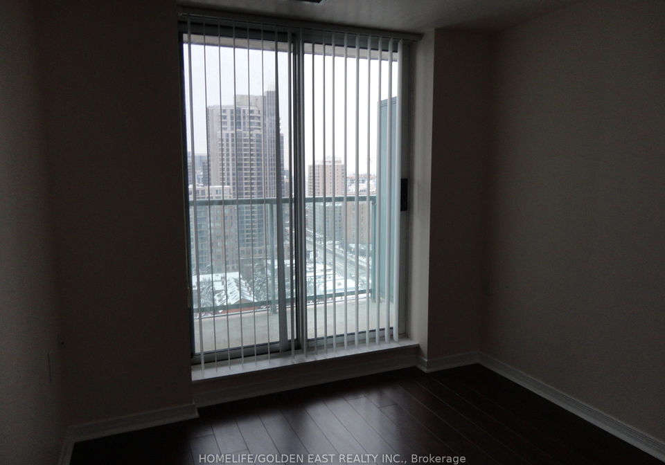 20-e-olive-avenue-n-toronto-north-york-ontario-c13506630