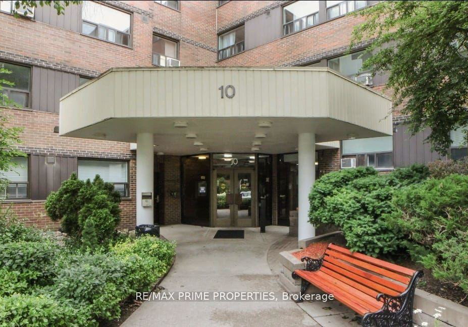 10-sunrise-avenue-toronto-north-york-ontario-c13506658