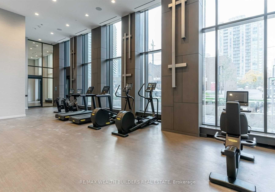 15-holmes-avenue-toronto-north-york-ontario-c13506840