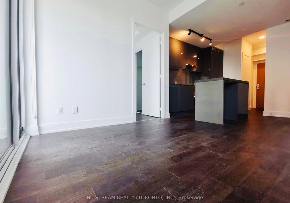 7-grenville-street-toronto-toronto-ontario-c13506974