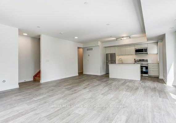 39-farmstead-road-toronto-north-york-ontario-c13507066