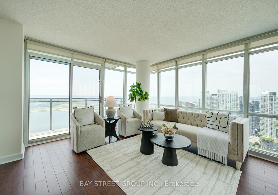15-fort-york-boulevard-toronto-toronto-ontario-c13507074