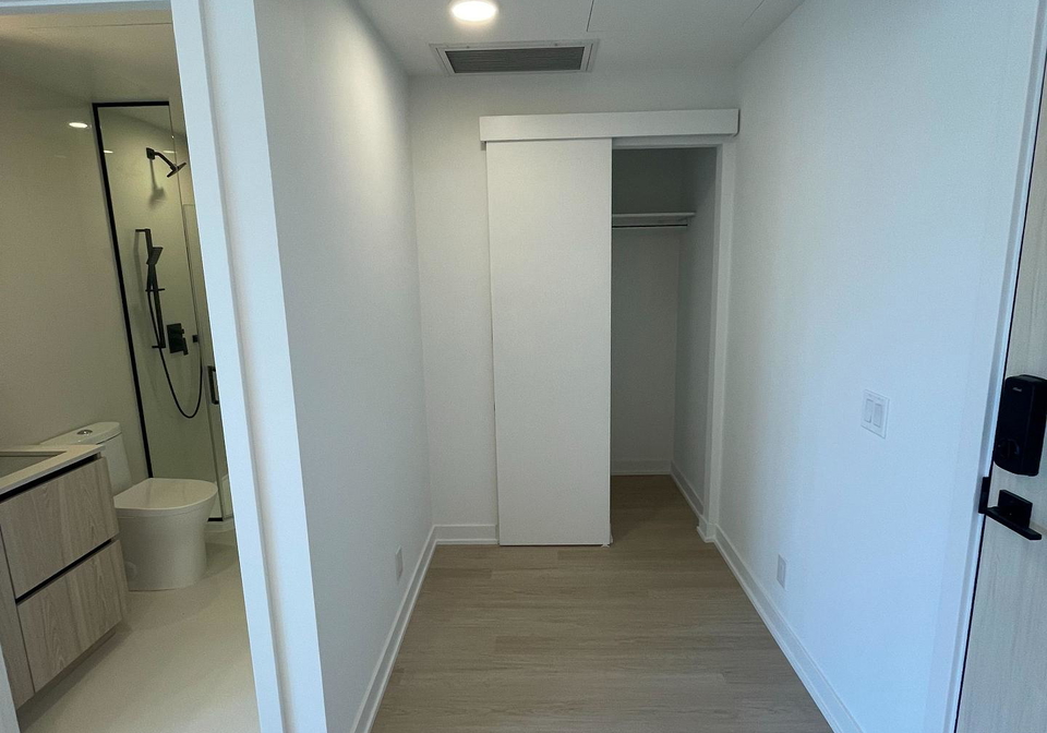 699-sheppard-avenue-e-toronto-north-york-ontario-c13507430