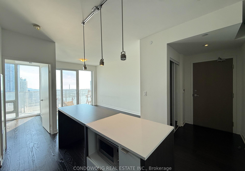 88-harbour-street-toronto-toronto-ontario-c13507550