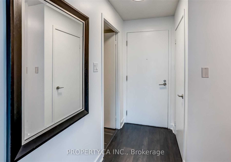 1171-queen-street-w-toronto-toronto-ontario-c13507604