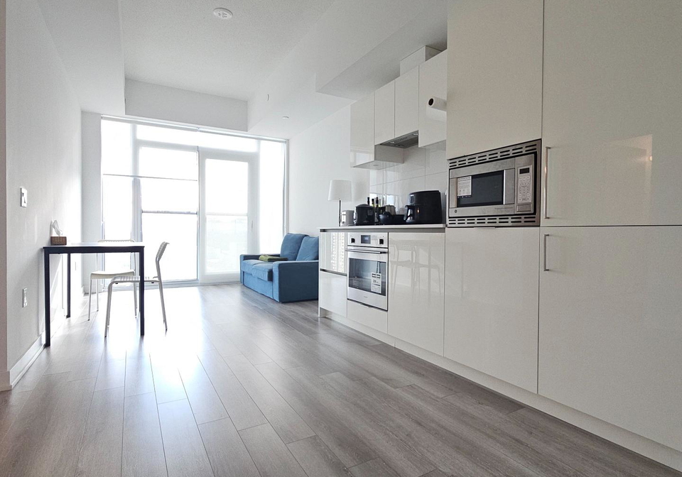 121-st-patrick-street-toronto-toronto-ontario-c13507666