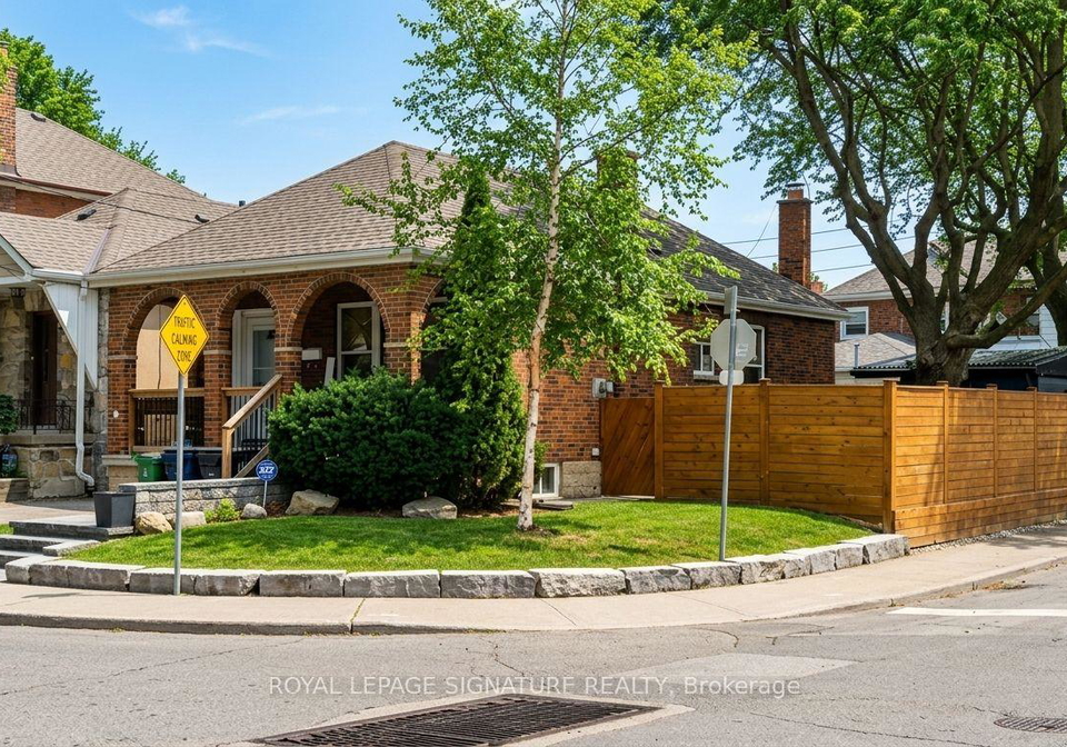1-roseneath-gardens-toronto-toronto-ontario-c13507750