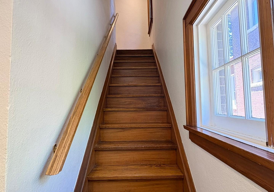 18-servington-crescent-toronto-toronto-ontario-c13507774
