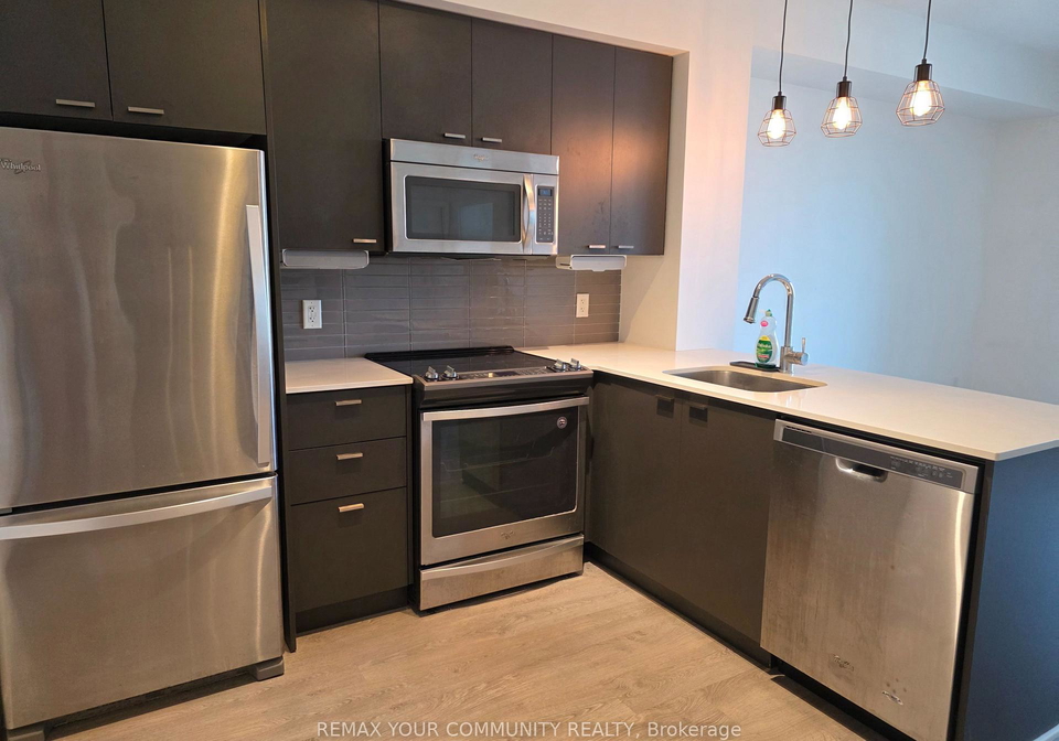 30-roehampton-avenue-toronto-toronto-ontario-c13507834