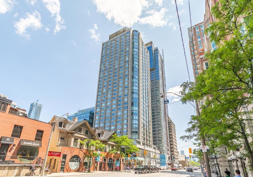 155-yorkville-avenue-toronto-toronto-ontario-c13507958