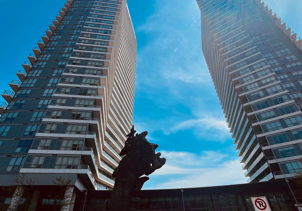 115-mcmahon-drive-toronto-north-york-ontario-c13508058