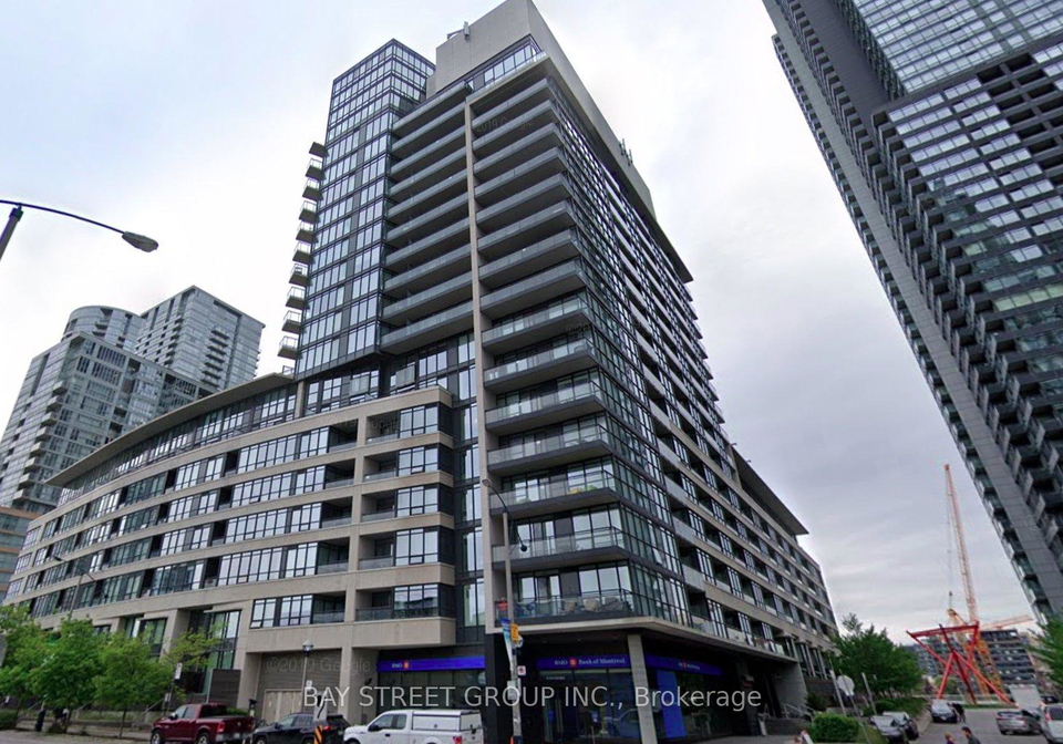 8-telegram-mews-toronto-toronto-ontario-c13508066