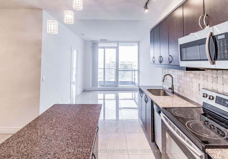 2885-bayview-avenue-toronto-north-york-ontario-c13508108