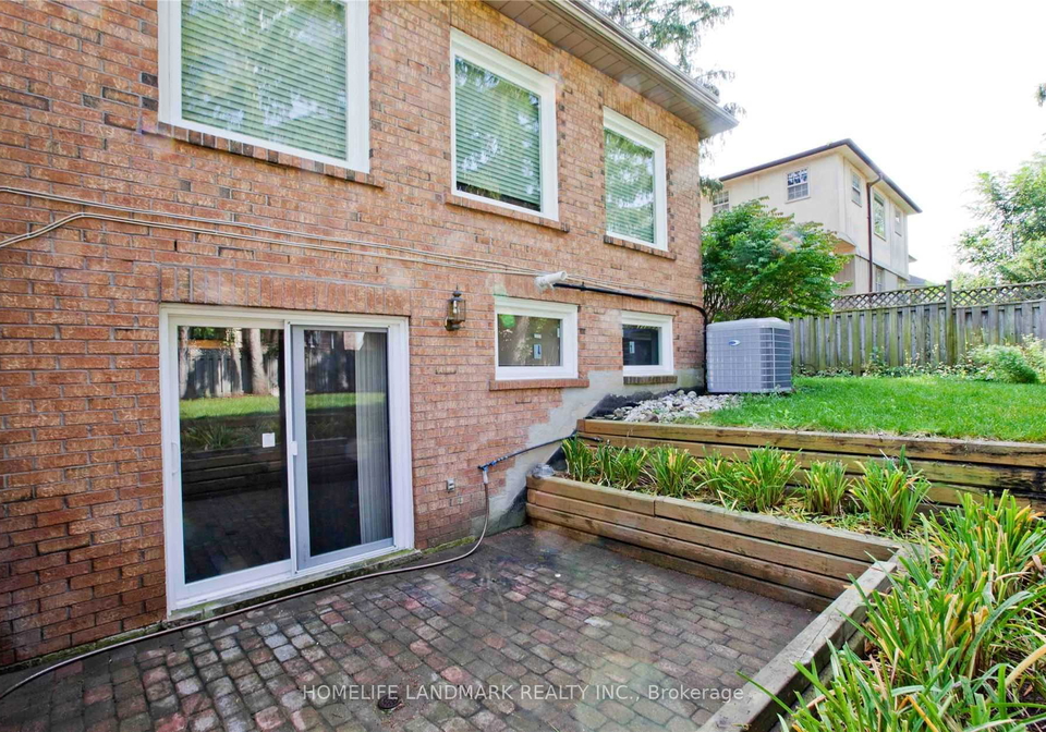 252-dunview-avenue-toronto-north-york-ontario-c13508180