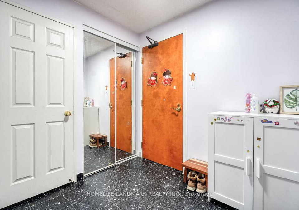 260-doris-avenue-toronto-north-york-ontario-c13508516