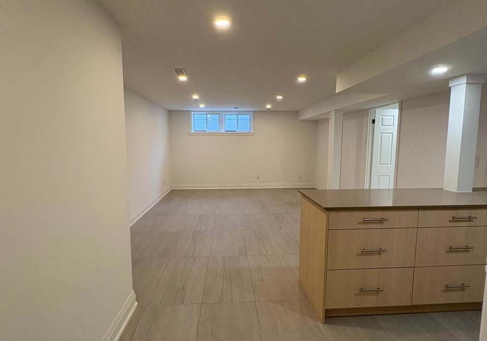24-fenelon-drive-toronto-north-york-ontario-c13508608