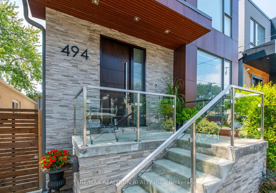 494-atlas-avenue-toronto-toronto-ontario-c13508666