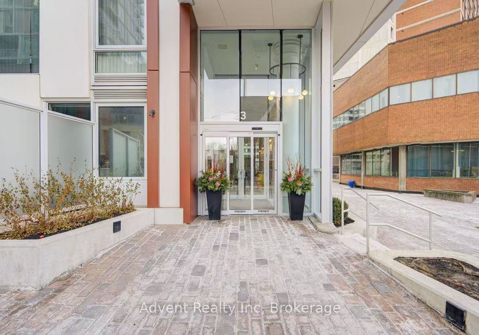 33-helendale-avenue-toronto-toronto-ontario-c13508764