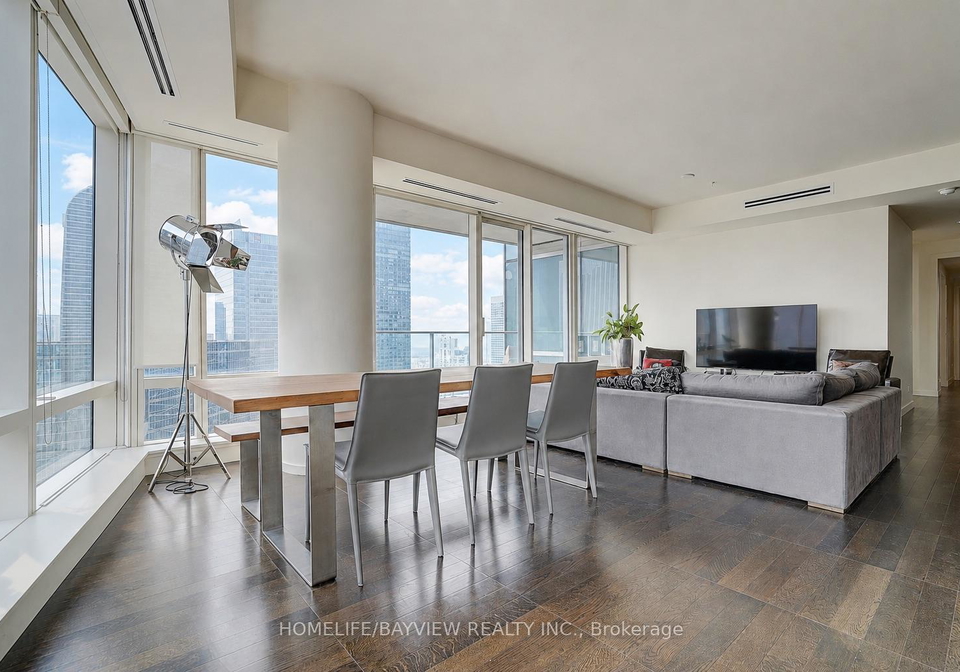 180-university-avenue-toronto-toronto-ontario-c13508778