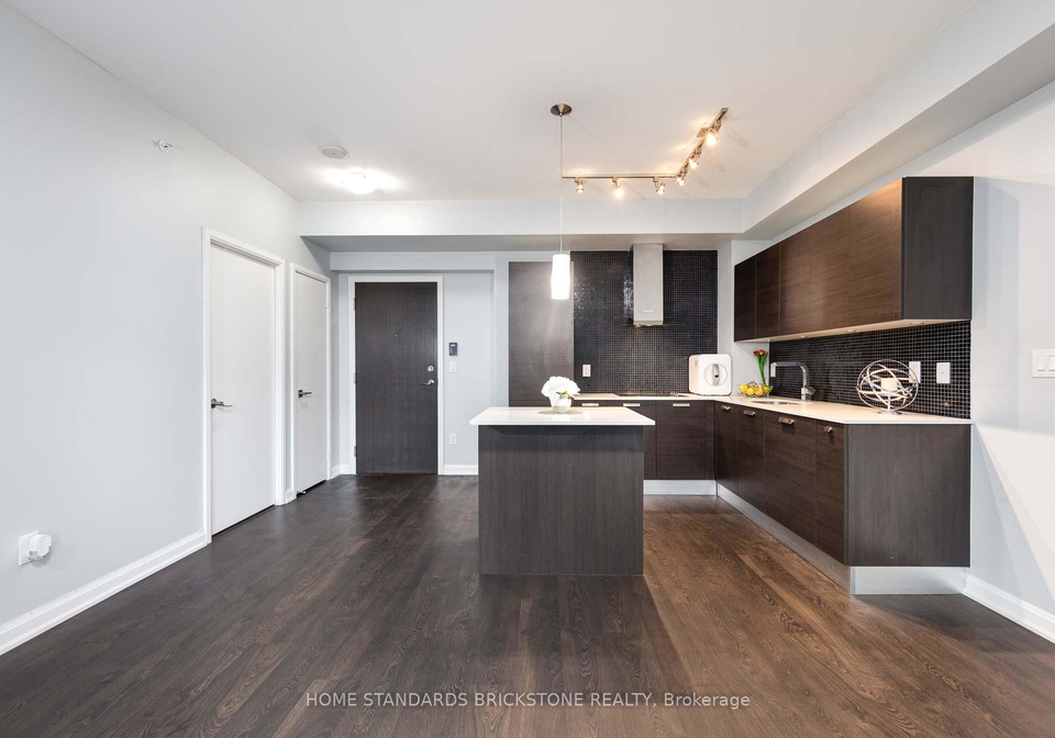 9-bogert-avenue-toronto-toronto-ontario-c13508788