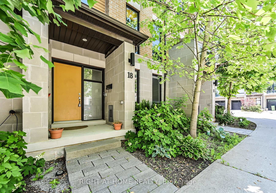 18-kenneth-wood-crescent-toronto-north-york-ontario-c13508806