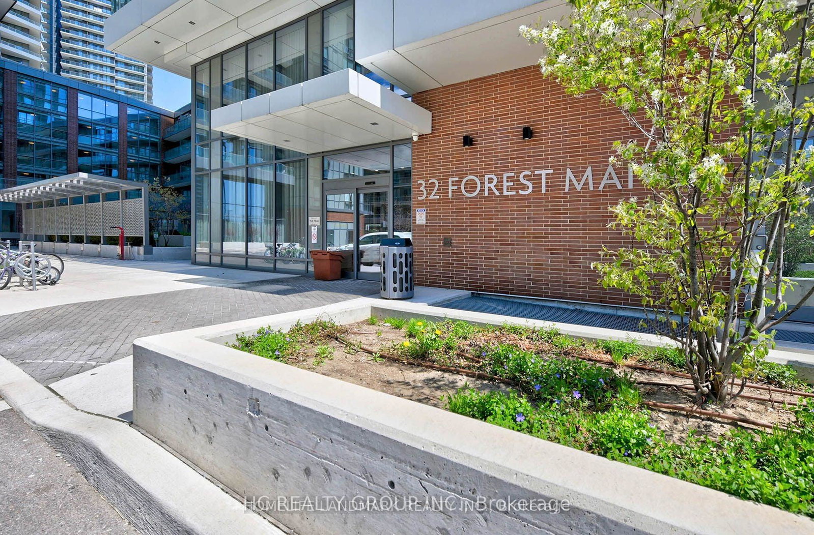 32-forest-manor-road-toronto-north-york-ontario-c13508832
