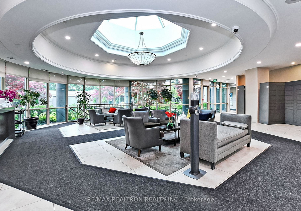 28-harrison-garden-boulevard-s-toronto-north-york-ontario-c13508866