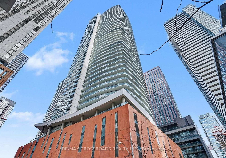 21-widmer-street-toronto-toronto-ontario-c13509150