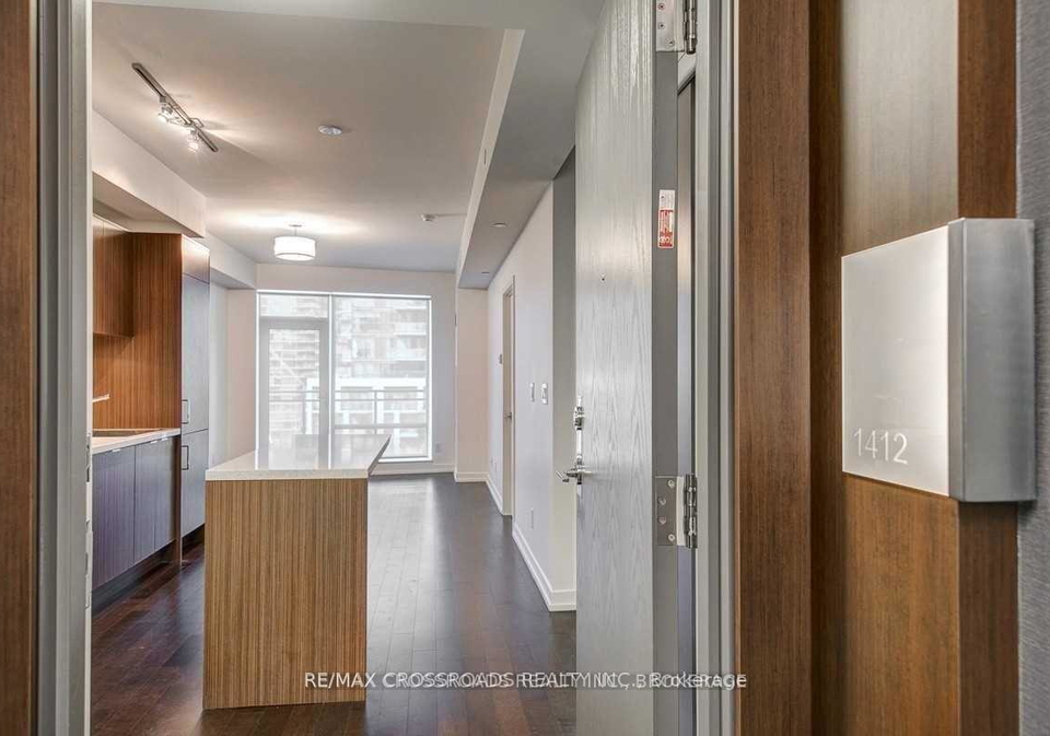 21-widmer-street-toronto-toronto-ontario-c13509150
