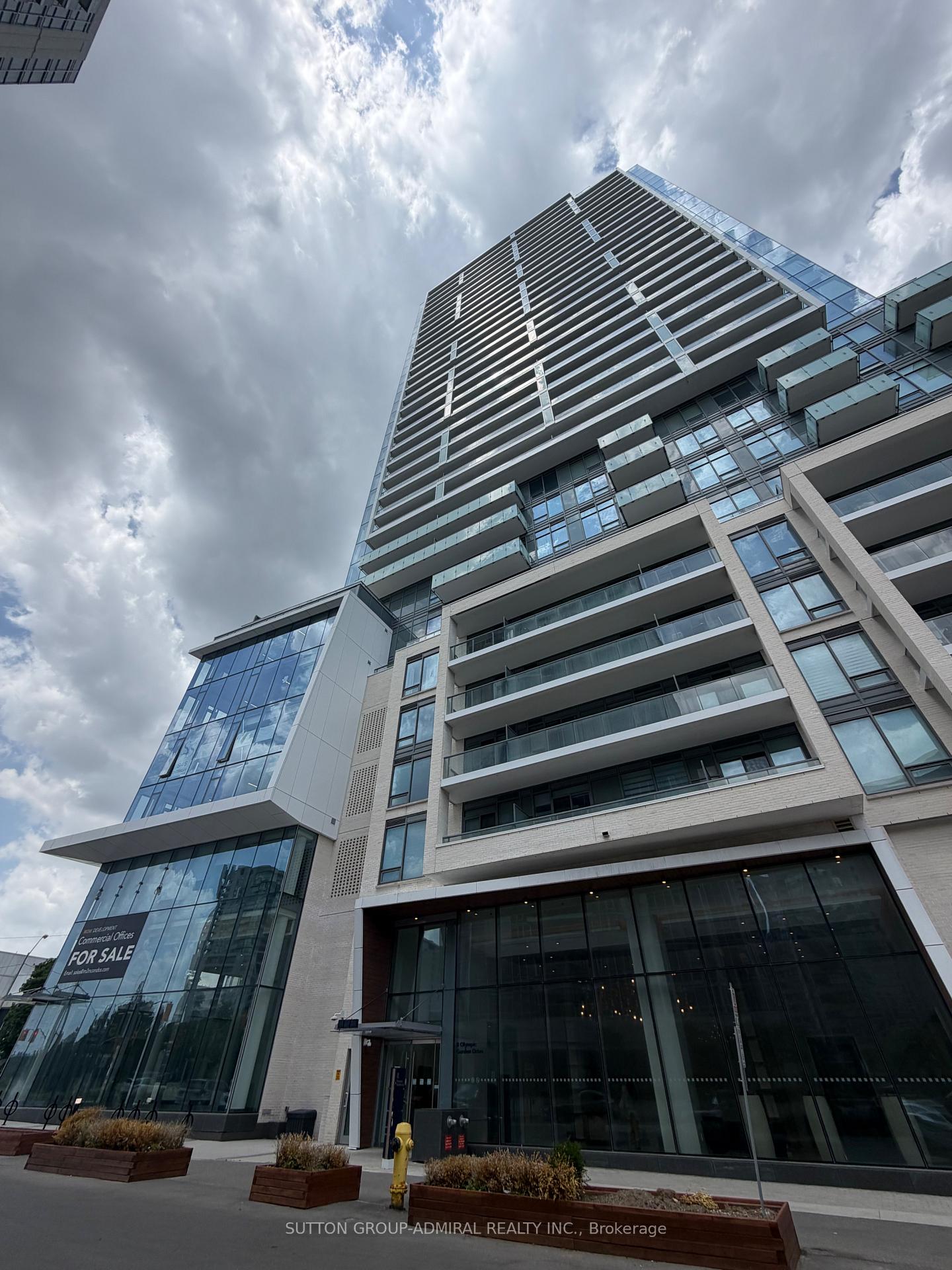 8-olympic-garden-drive-toronto-north-york-ontario-c13509206