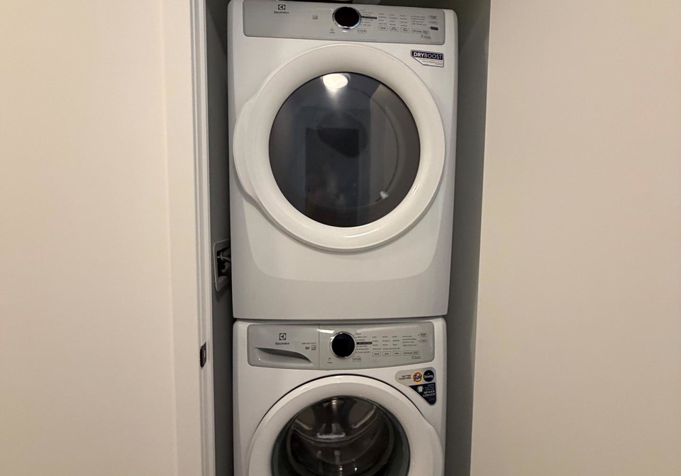 8-olympic-garden-drive-toronto-north-york-ontario-c13509206