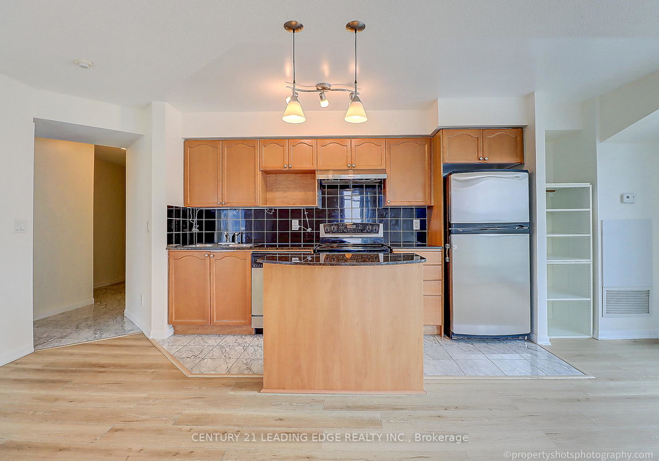 18-yonge-street-toronto-toronto-ontario-c13509374