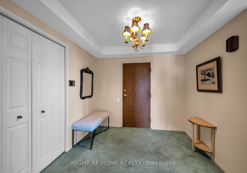 1-concorde-place-toronto-north-york-ontario-c13509506