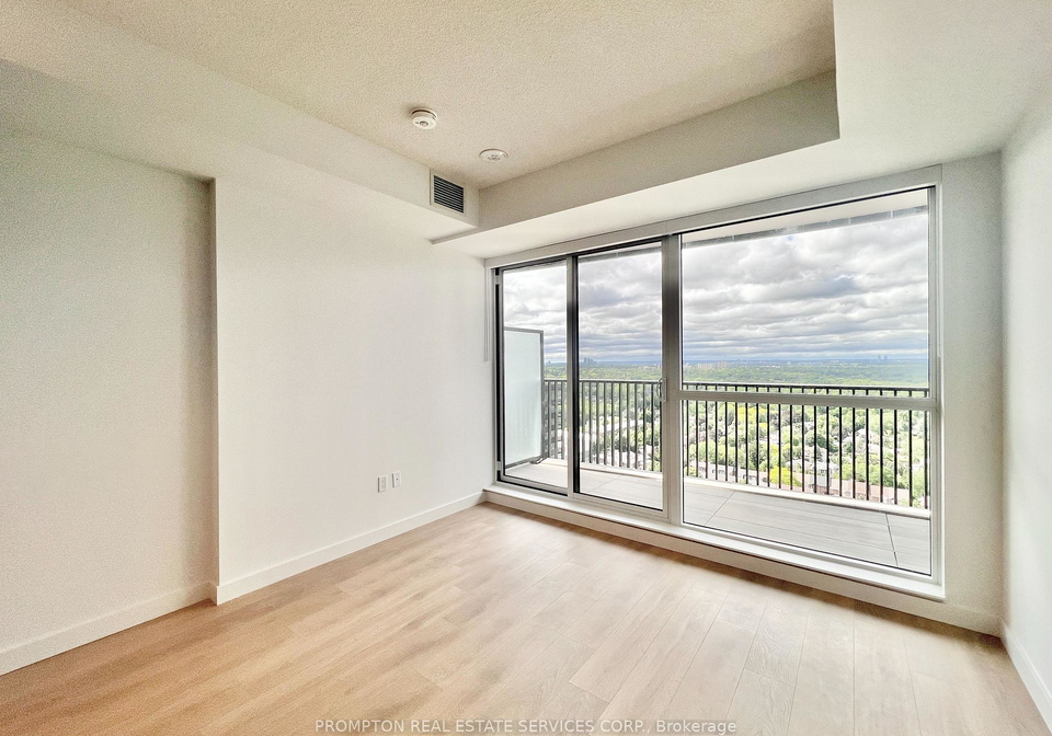 68-esther-shiner-boulevard-toronto-north-york-ontario-c13509578