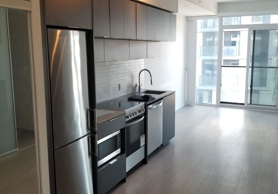181-dundas-street-e-toronto-toronto-ontario-c13509594