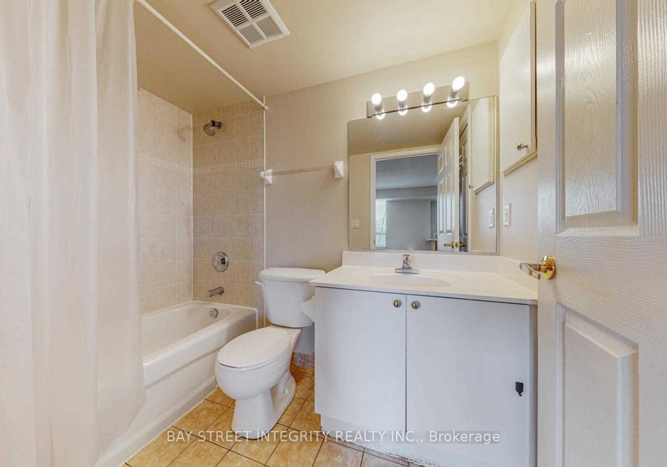 5940-yonge-street-toronto-toronto-ontario-c13509828