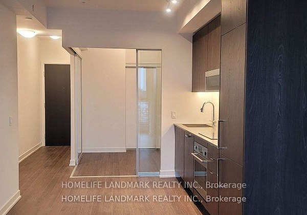 250-lawrence-avenue-w-toronto-toronto-ontario-c13509830