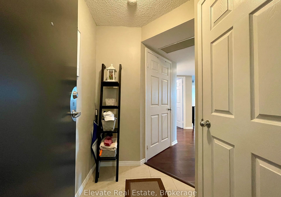28-harrison-garden-boulevard-toronto-north-york-ontario-c13509862