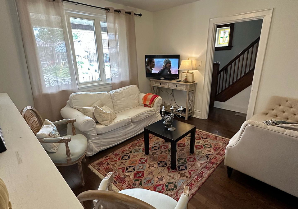 516-lauder-avenue-w-main-2nd-floor-toronto-toronto-ontario-c13509890
